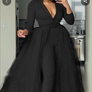 2PC Set - Black Fashion V Neck Plus Size Jumpsuit w/Detachable Tulle Skirt